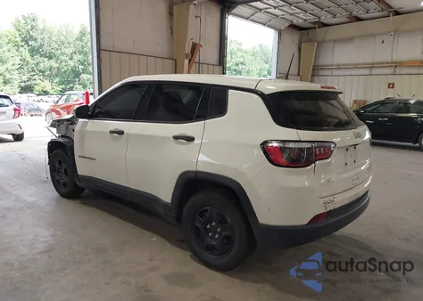 2020 Jeep Compass Sport Fwd z USA, uszkodzony, nr VIN 3C4NJCAB5LT158653